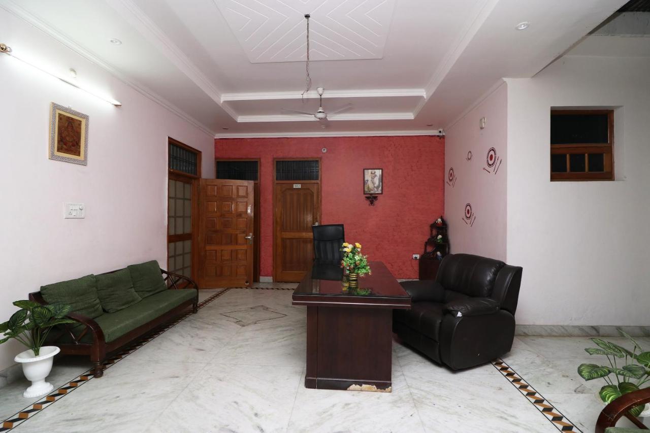 Oyo 9008 Hotel Jmd Inn Chinhat Dış mekan fotoğraf